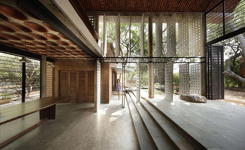 Wall House by Anupama Kundoo Architects