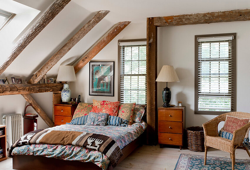 A bedroom in eclectic style