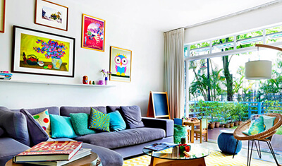 a colorful living room