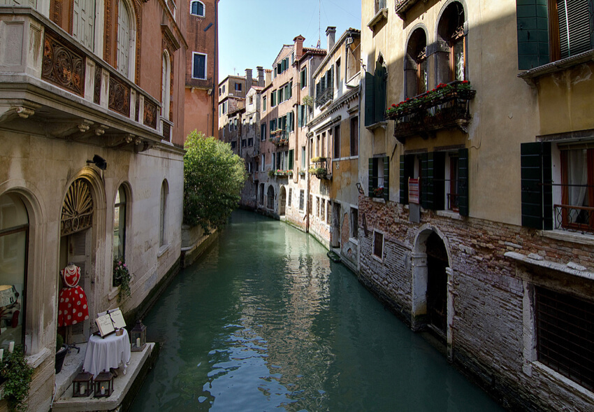 a Venetian alley 